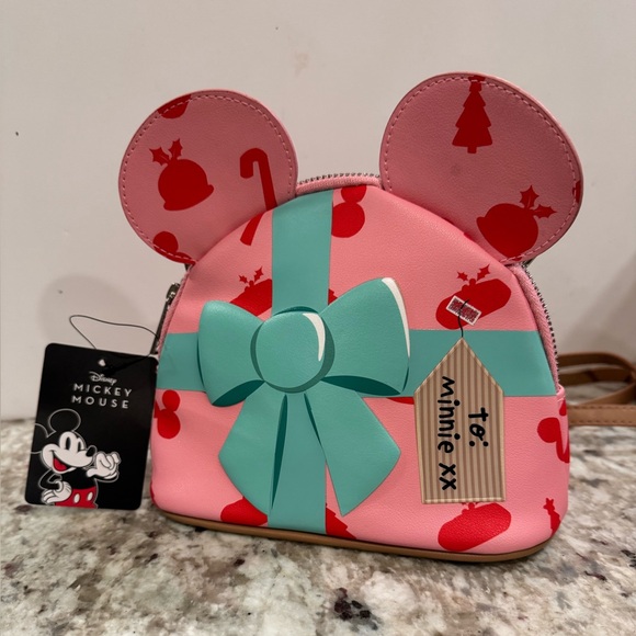 Bioworld Handbags - BioWorld Disney Minnie Mouse Crossbody Handbag, NWT